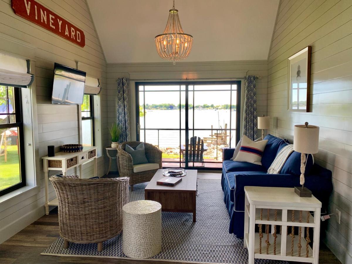 Harbor View Landing Hotel Мистик Екстериор снимка